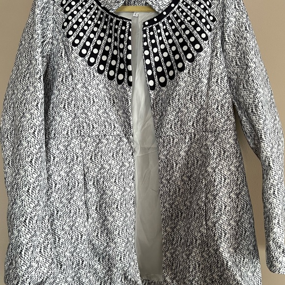 Woman’s blazer NWOT size Lg - Picture 2 of 4